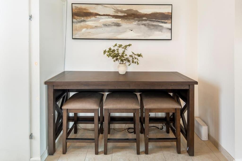 Stylish With Ocean & Views Apartamento *